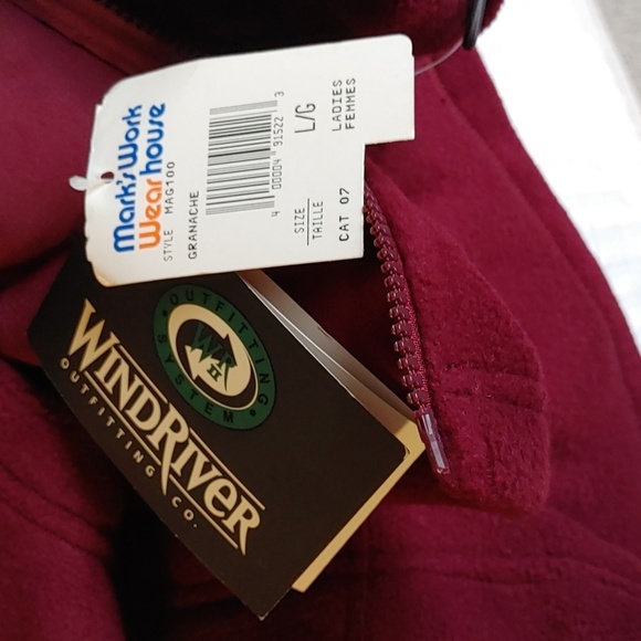 🍁NWT Women's Burgundy Fleece Jacket Sz Large - Picture 9 of 9